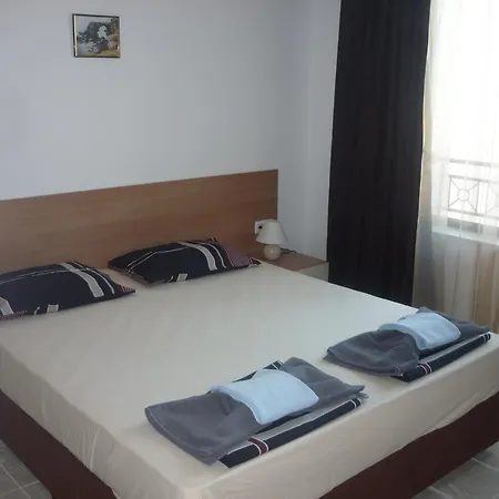 Ganozliev's In Kavatsi Area Σωζόπολη