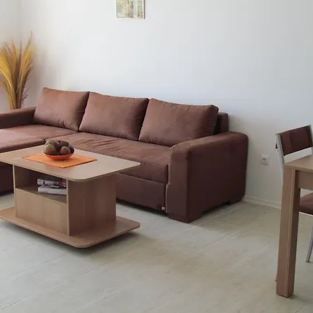 Ganozliev's In Kavatsi Area Σωζόπολη