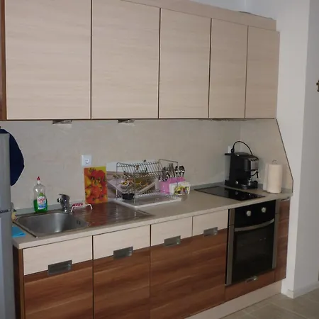 Ganozliev's In Kavatsi Area Apartment