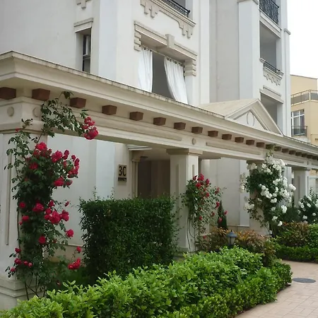 Ganozliev's In Kavatsi Area Appartement *