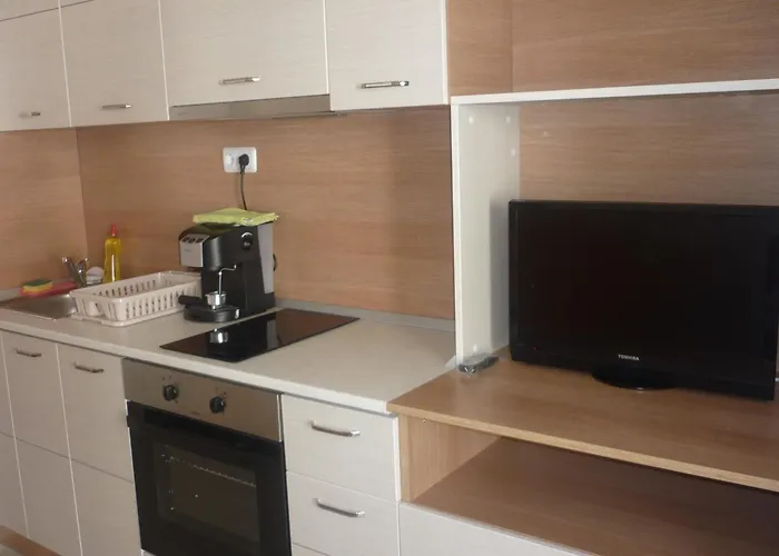 Ganozliev's In Kavatsi Area Апартаменты *