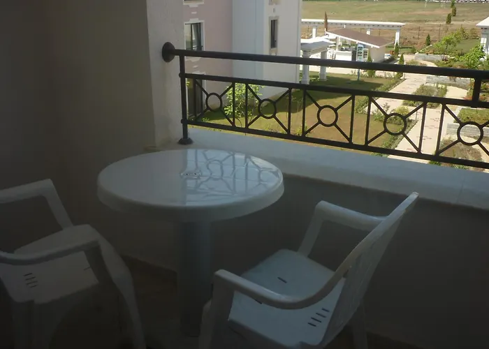 Апартаменты Ganozliev's In Kavatsi Area