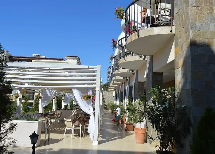 Апартаменты Ganozliev's In Kavatsi Area *